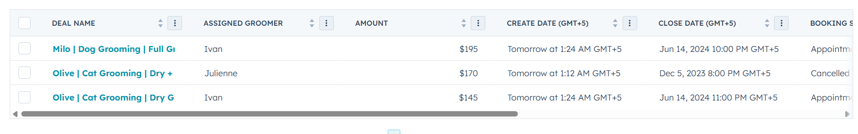 HubSpot showing active and cancelled bookings synced in real time